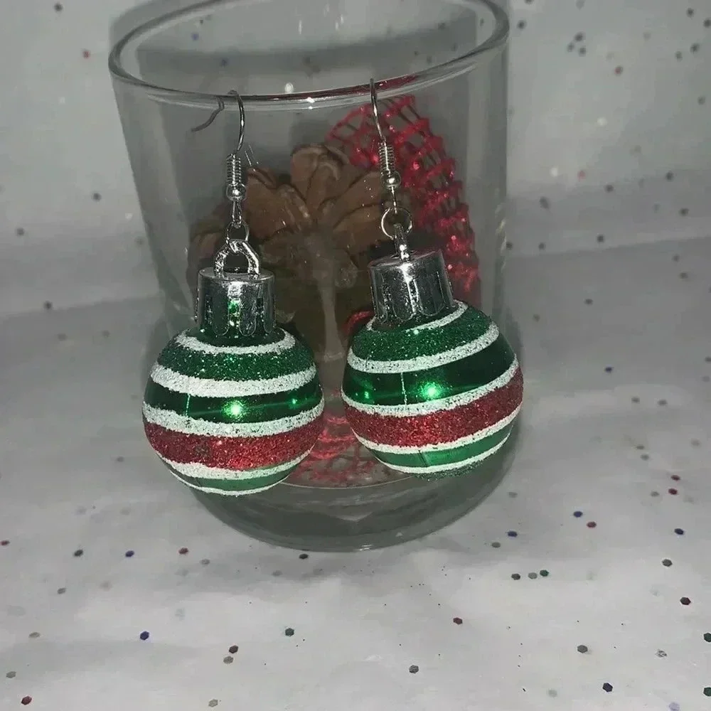 Christmas Green Ball Earrings for Girls Women.